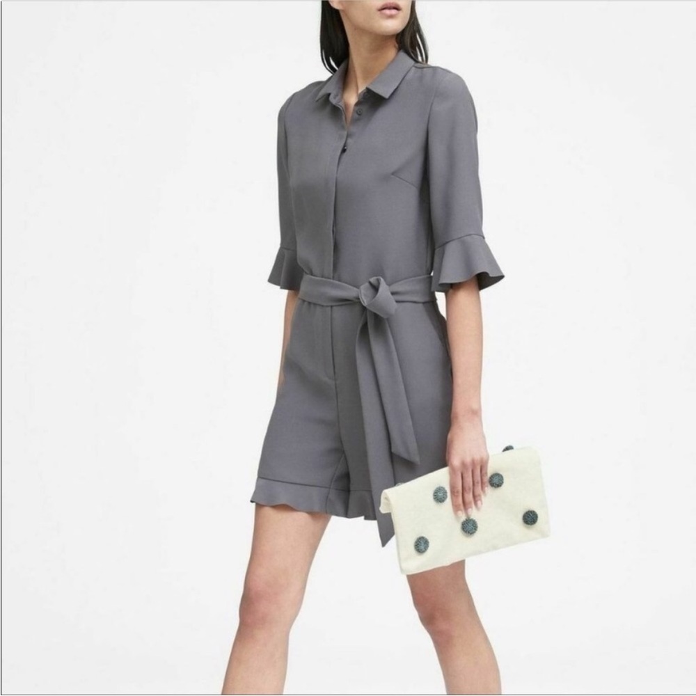 NWT BANANA REPUBLIC Flutter Sleeve Ruffle Trim Romper Shorts Gray Womens Sz 16 - Picture 4 of 16